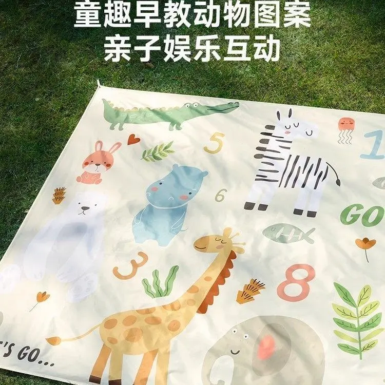 【迷你折疊野餐墊】一捲隨身帶・說走就走的儀式感?✨✅ 防水防污✅ 輕巧如手機✅ 防晒涂层